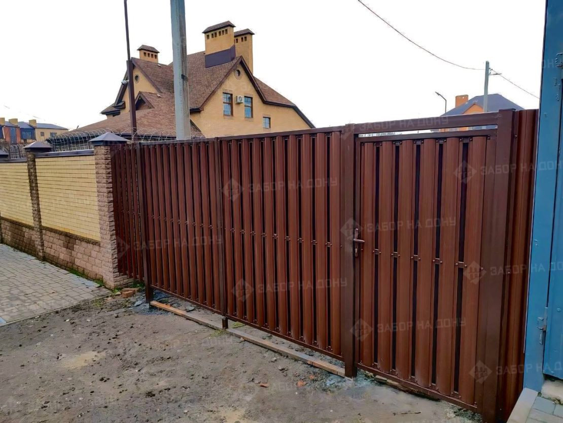 Ворота с калиткой для частного дома и дачи  в Одинцово